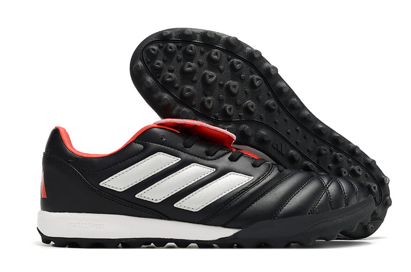 Tenha muito mais CONFORTO com a Chuteira Adidas Copa Gloro TF de Society, Adquira na Farda de Boleiro e Garanta qualidade com FRETE GRÁTIS!