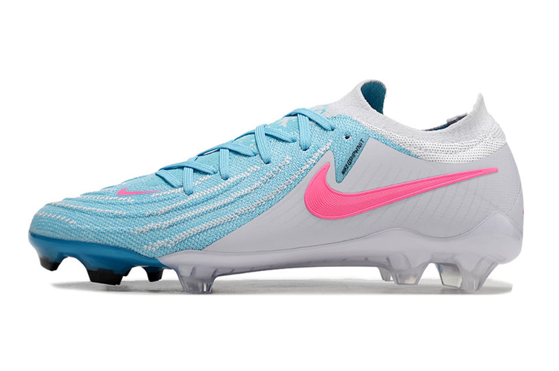 Chuteira Campo Nike Phantom GX 2 Elite FG Cinza, Azul e Rosa