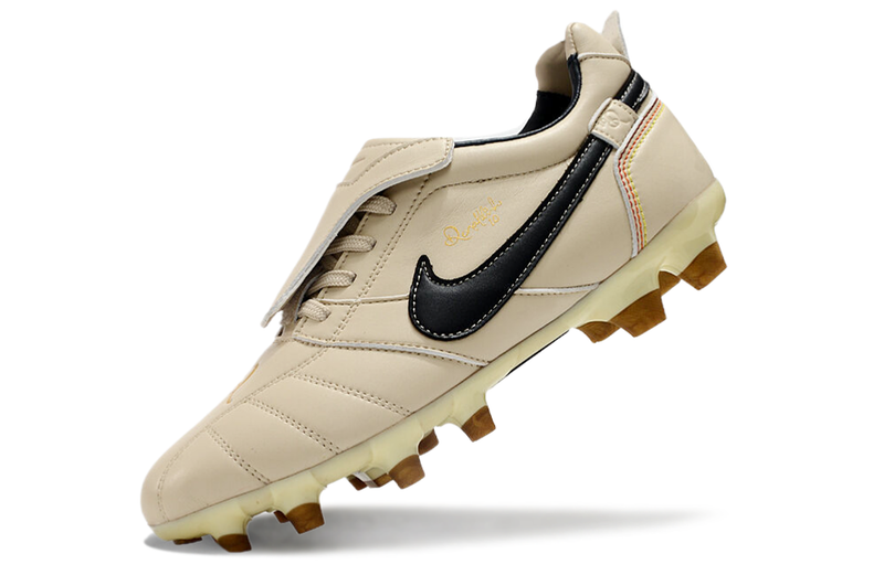 Nike Retro Tiempo Legend R10 Elite Beige and Black Football Boots 