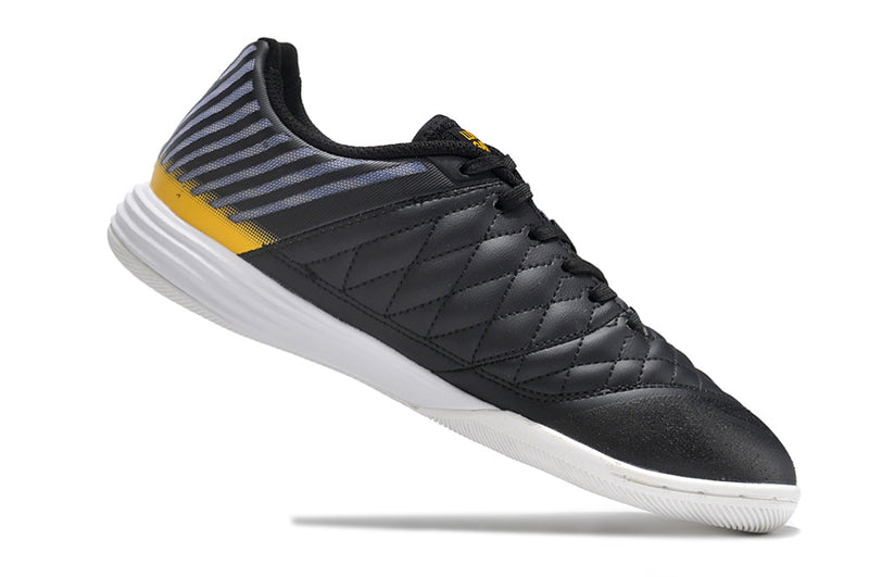 Tenha muito mais CONTROLE com a Nike Lunar Gato II De Futsal na Farda de Boleiro, Garanta a qualidade e FRETE GRÁTIS e Muitos Brindes..