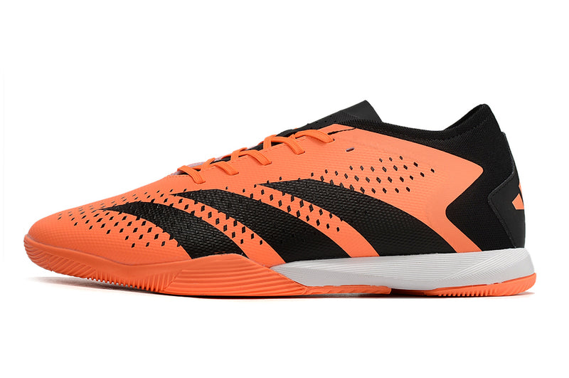 Chuteira Adidas Predator Accuracy.1 de Futsal a Chuteira que garante PRECISÃO para o Atleta, adquira na Farda de Boleiro, Garanta a qualidade de Jogadores Profissionais!