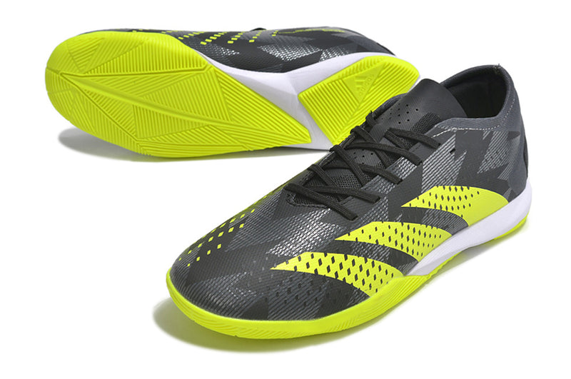 Chuteira Adidas Predator Accuracy.1 de Futsal a Chuteira que garante PRECISÃO para o Atleta, adquira na Farda de Boleiro, Garanta a qualidade de Jogadores Profissionais!