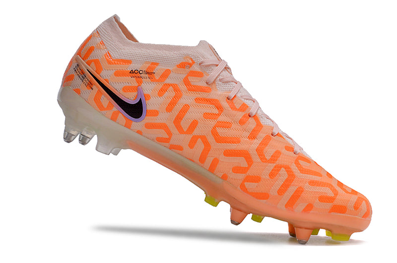 Chuteira Campo Nike Air Zoom Mercurial Vapor 15 Elite Ponta de Aluminio Laranja "United Pack"