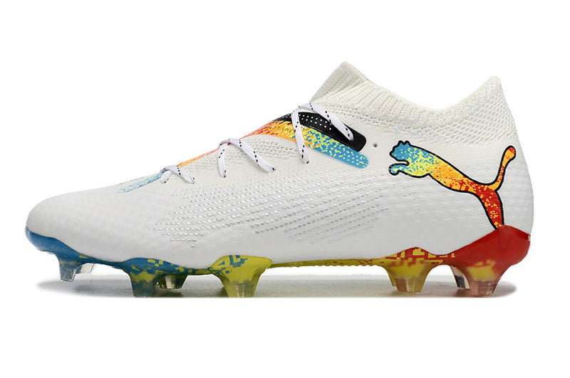 Botes de futbol Puma Future 7 FG blanc i color "Mapa de calor"