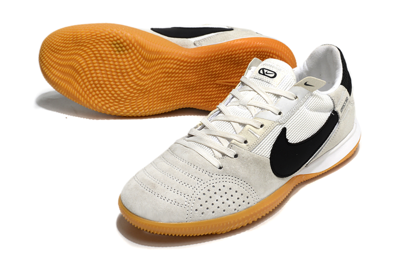 Chuteira Futsal Nike StreetGato IC Branca e Preta