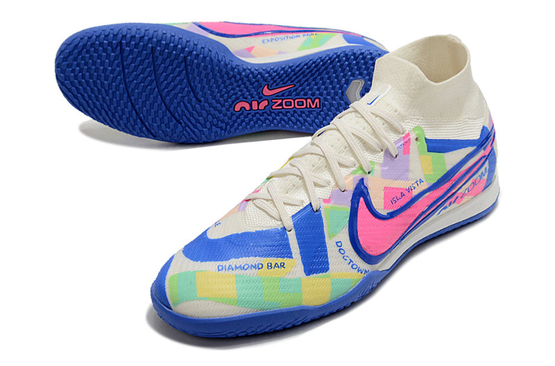 Botes de futbol sala Nike Air Zoom Mercurial Superfly 9 Elite IC blanc, blau i rosa "SoCal Pack" 