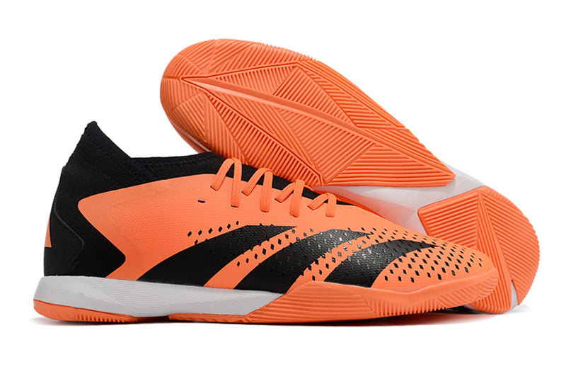 Chuteira Adidas Predator Accuracy.1 de Futsal a Chuteira que garante PRECISÃO para o Atleta, adquira na Farda de Boleiro, Garanta a qualidade de Jogadores Profissionais!