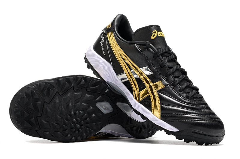 Chuteira Society Asics Japan TF Preta e Dourada