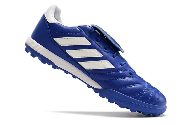 Tenha muito mais CONFORTO com a Chuteira Adidas Copa Gloro TF de Society, Adquira na Farda de Boleiro e Garanta qualidade com FRETE GRÁTIS!