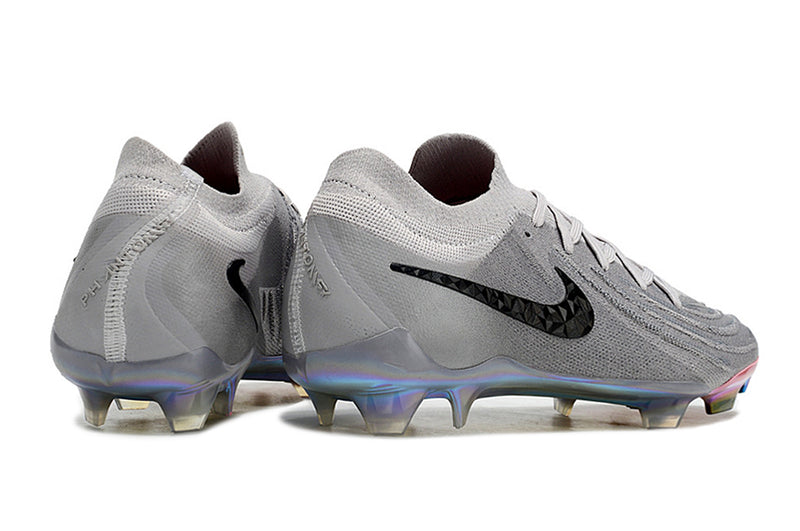 Bota de futbol Nike Phantom GX 2 Elite FG Plata "Rising Gem Pack". 