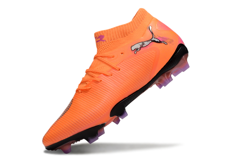 Chuteira Campo Puma Future 8 FG Laranja e Rosa