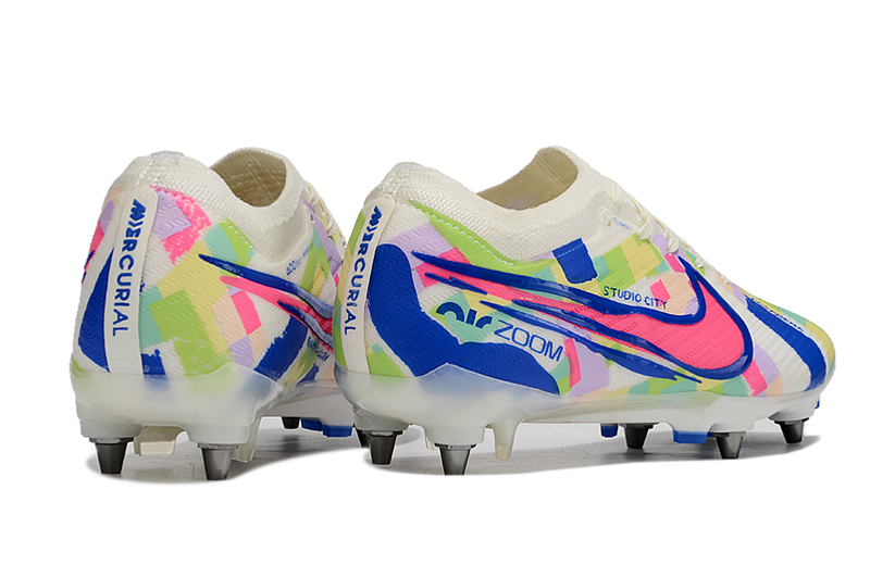 Chuteira Campo Nike Air Zoom Mercurial Vapor 15 Elite Trava Mista Branco, Azul e Rosa