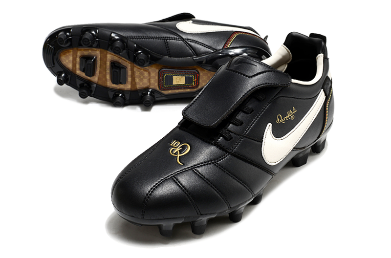 Nike Retro Tiempo Legend R10 Elite Black and White Football Boots 