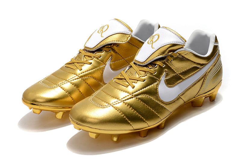 Chuteira Campo Nike Retrô Tiempo Legend 7 Elite FG Dourado e Branco R10