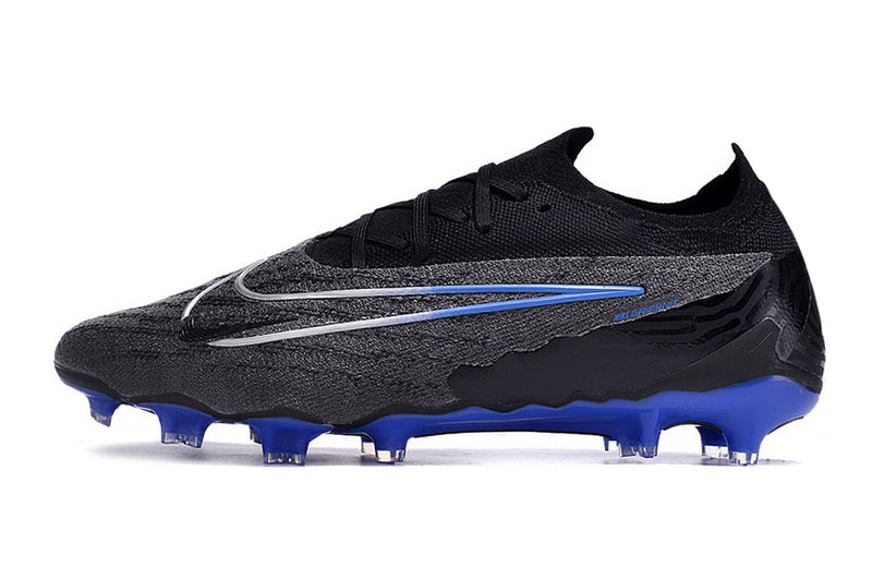 Precisão é com a Chuteira de Campo Nike Phantom GX Elite FG Preta e Azul "Black Pack" na Farda de Boleiro, Garanta a qualidade de Jogadores Profissionais