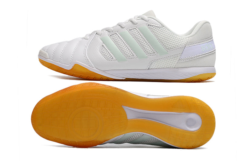 Adquira Chuteira Futsal Adidas Top Sala IC com Frete Grátis e 2 Brindes (Meia Antiderrapante + Bolsa) na Farda de Boleiro!