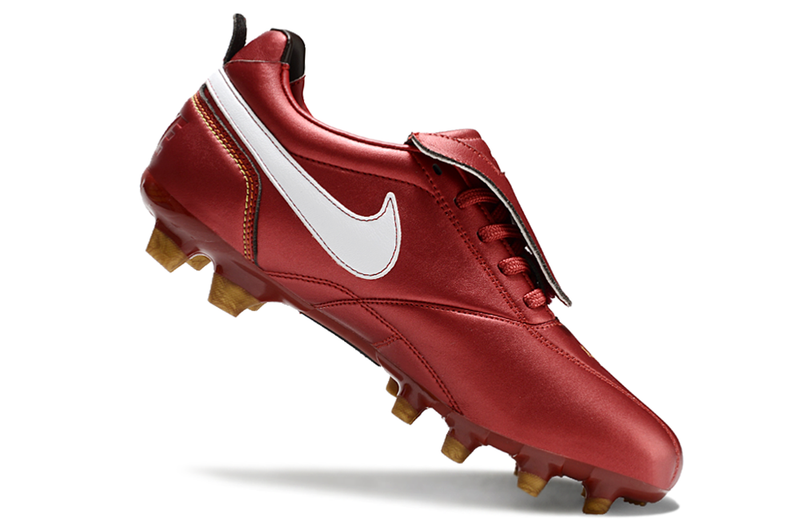 Botes de futbol Nike Retro Tiempo Legend R10 Elite vermelles i blanques 