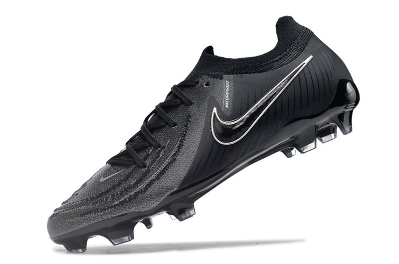 Chuteira Campo Nike Phantom GX 2 Elite FG Preta "Shadow Pack"