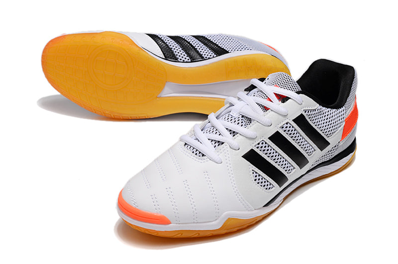 Adquira Chuteira Futsal Adidas Top Sala IC com Frete Grátis e 2 Brindes (Meia Antiderrapante + Bolsa) na Farda de Boleiro!