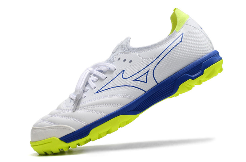 Tenha muito mais CONFORTO com a Mizuno Morelia Neo Beta Society Branca, Azul e Verde "Below Zero" na Farda de Boleiro, Garanta a qualidade de Jogadores Profissionais Elite!