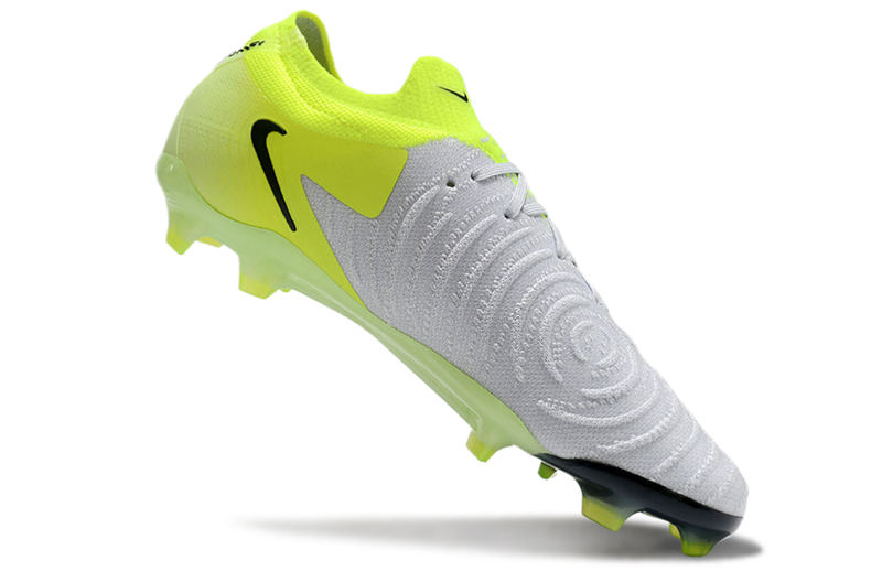 Chuteira Campo Nike Phantom GX 2 Elite FG Cinza e Verde "Mad Voltage"