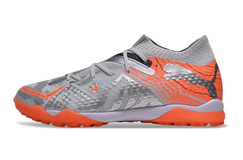 Chuteira Society Puma Future 7 TF Cinza e Laranja