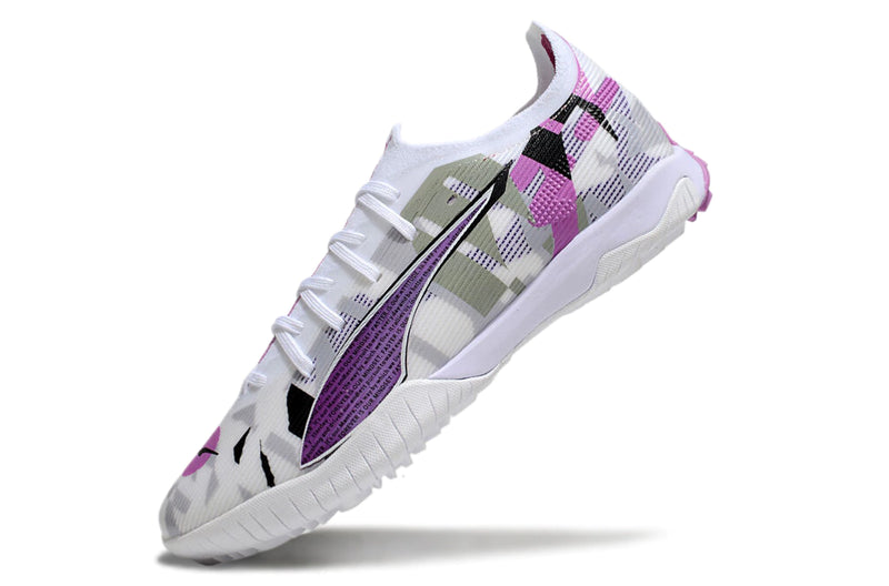 Chuteira Society Puma Ultra 5 Ultimate TF Branca e Rosa