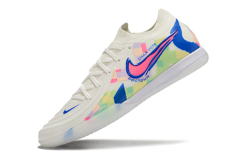 Chuteira Futsal Nike Phantom GX 2 Elite IC Branco, Azul e Rosa