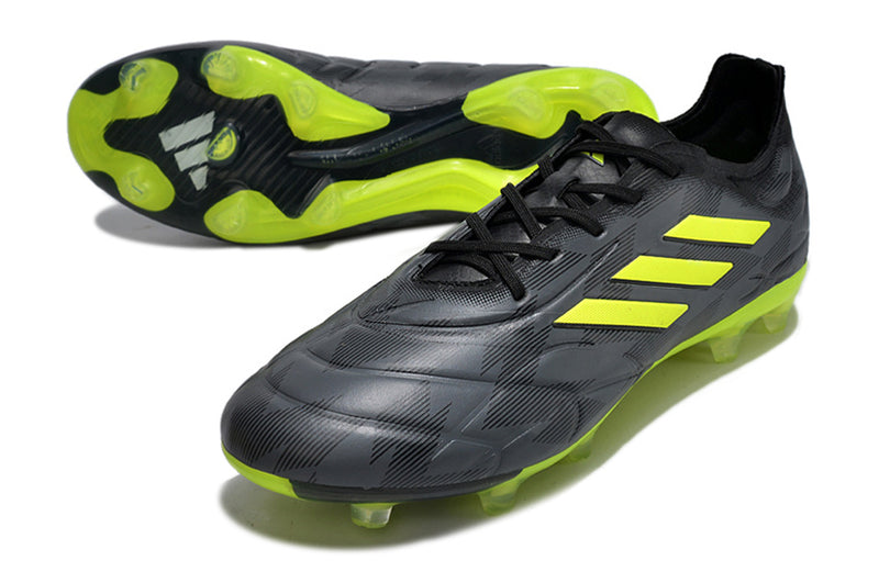 Chuteira Campo Adidas Copa Pure.1 FG Preta e Verde "Crazycharged Pack"