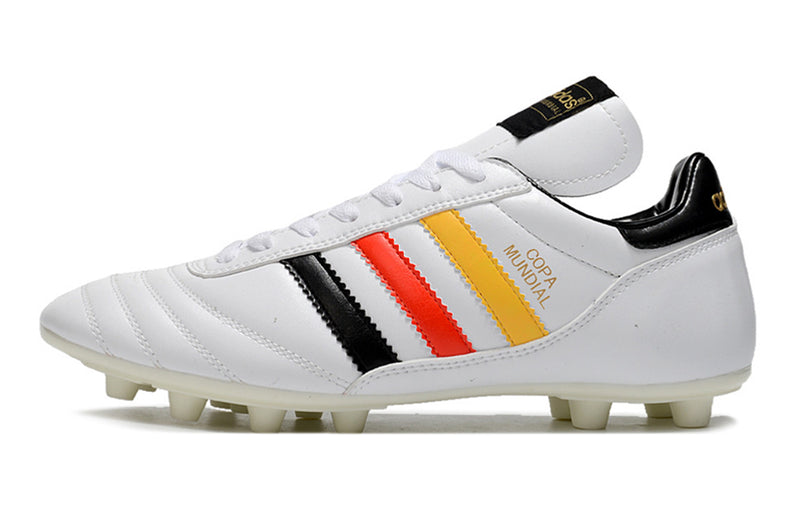 Botes de futbol Adidas Copa Mundial FG blanc, negre, vermell i groc "Alemanya"