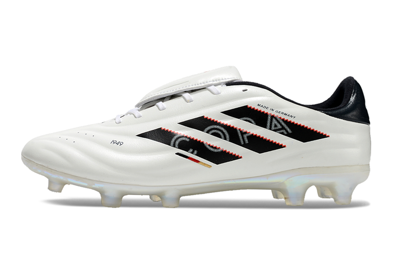 Botes de futbol Adidas Copa Pure II Elite FG en blanc i negre "Made in Germany"