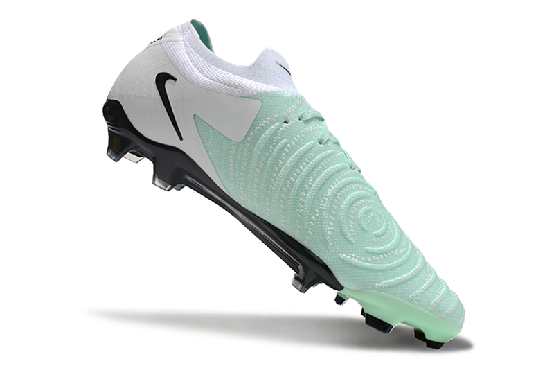 Chuteira Campo Nike Phantom GX 2 Elite FG Branca e Verde