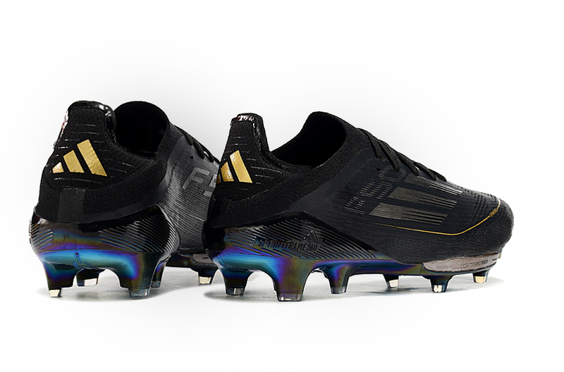 Botes de futbol Adidas F50+ FG negre i daurat "Dark Spark Pack" 