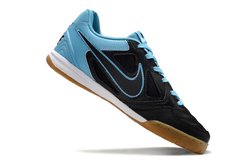 Botes de futbol sala Supreme x Nike SB Gato IC negre i blau