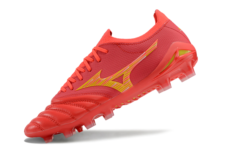 Chuteira Campo Mizuno Morelia Neo 4 Beta FG Vermelha e Dourada "Release Pack"