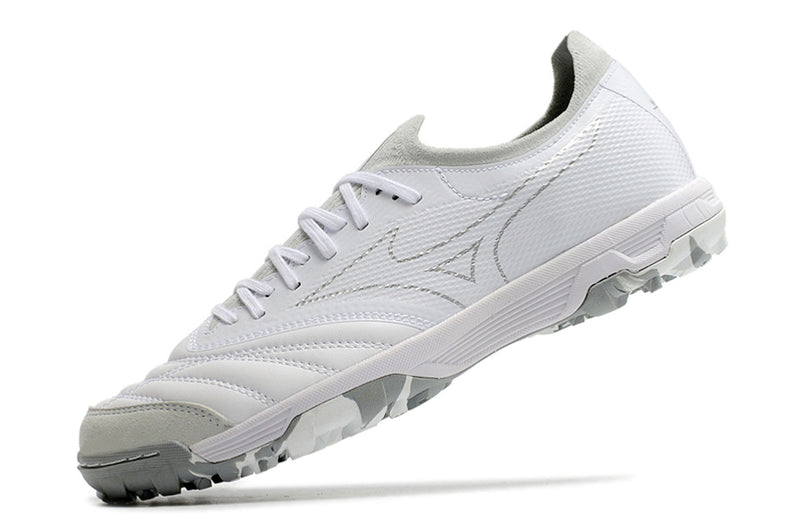 Tenha muito mais CONFORTO com a Mizuno Morelia Neo Beta Society Branca "Beta Shining" na Farda de Boleiro, Garanta a qualidade de Jogadores Profissionais Elite!