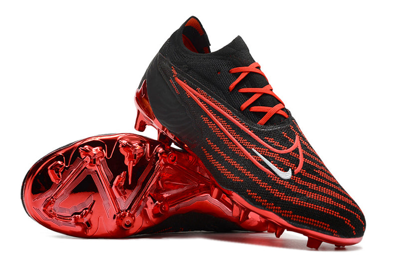 Precisão é com a Chuteira de Campo Nike Phantom GX Elite FG Preta e Vermelho na Farda de Boleiro, Garanta a qualidade de Jogadores Profissionais