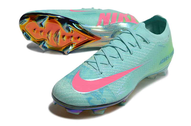 Chuteira Campo Nike Air Zoom Mercurial Vapor 16 Elite FG Verde e Rosa "Cosmic Pack"