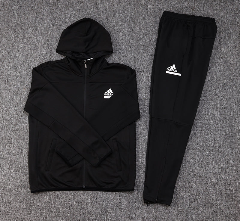 Conjunto de Moletom Adidas Sportswear com Touca Preto