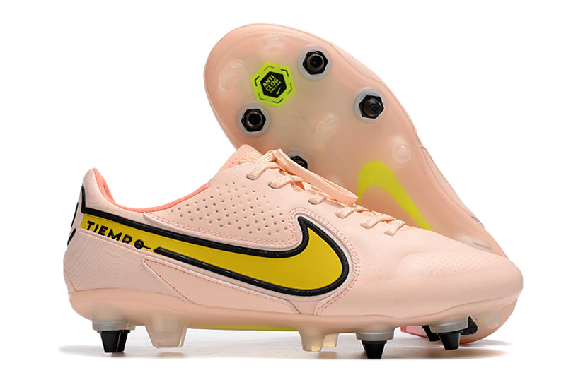 Velocidade é com Chuteira de Trava Mista Nike Tiempo Legend 9 Elite, garanta a sua na Farda de Boleiro a qualidade de Jogadores!