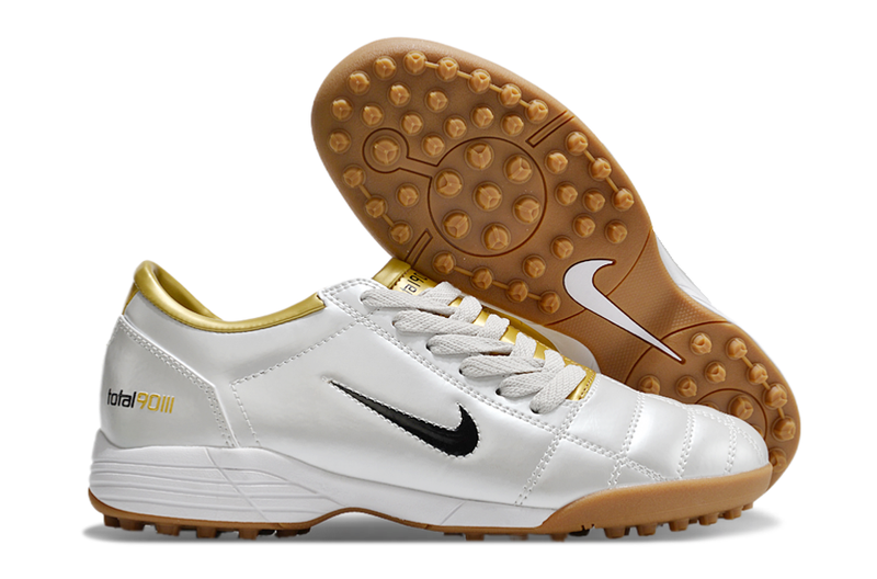 Chuteira Society Nike Total 90 TF Branca e Dourada