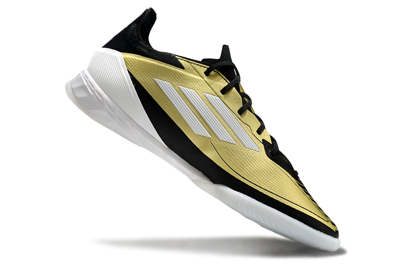 Chuteira Futsal Adidas F50 IC Dourada e Preta "Triunfo Dorado Pack"