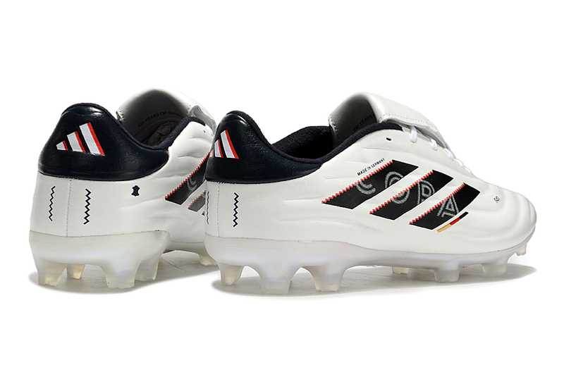 Botes de futbol Adidas Copa Pure II Elite FG en blanc i negre "Made in Germany"