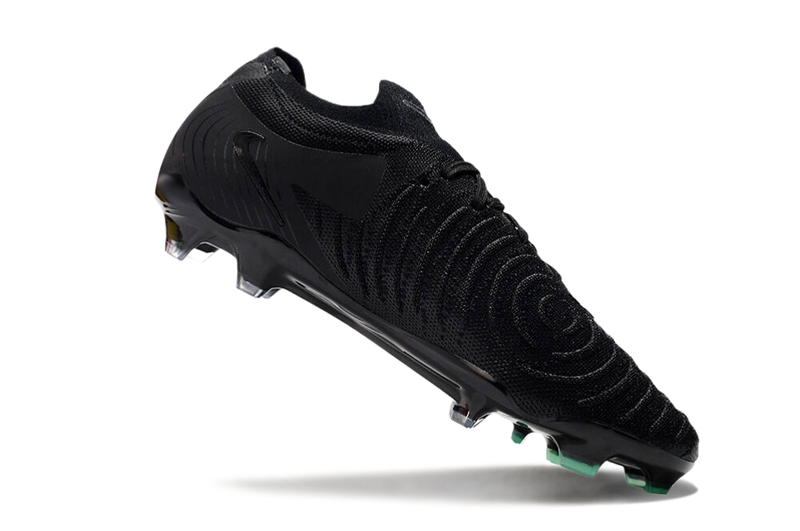 Chuteira Campo Nike Phantom GX 2 Elite FG Preta "Shadow Pack"