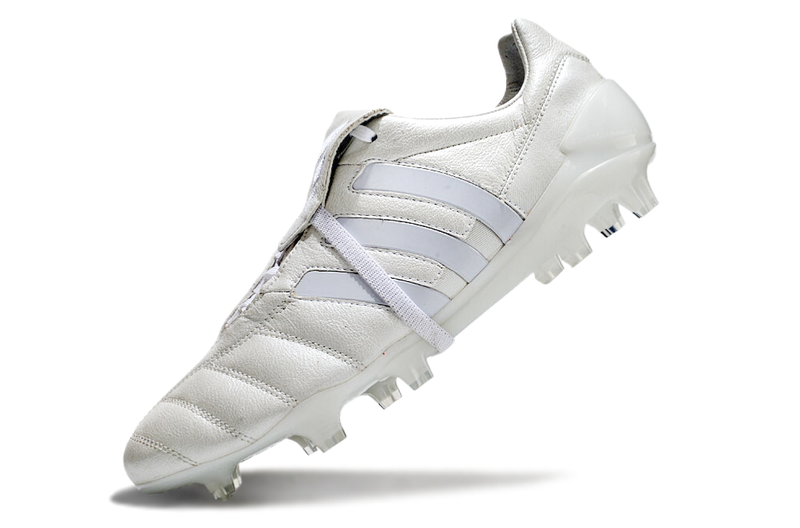 Chuteira Campo Adidas Predator Mania FG Branca "Made in Germany"