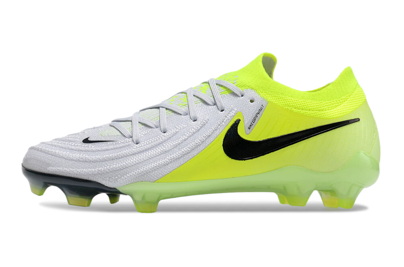 Chuteira Campo Nike Phantom GX 2 Elite FG Cinza e Verde "Mad Voltage"