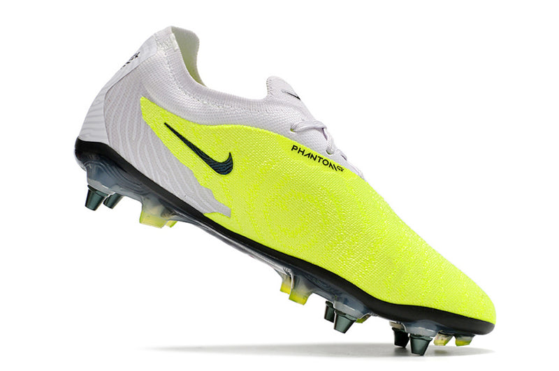 Precisão é com a Chuteira de Campo Nike Phantom GX Elite SG na Farda de Boleiro, Garanta a qualidade de Jogadores Profissionais e Muita Precisão!