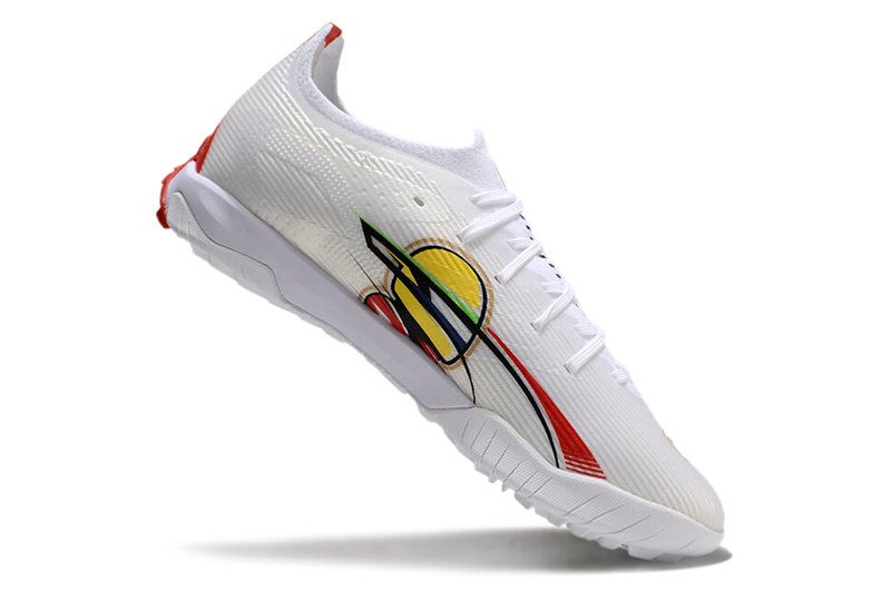 Chuteira Society Puma Ultra 5 Ultimate TF Branca "Ayrton Senna"