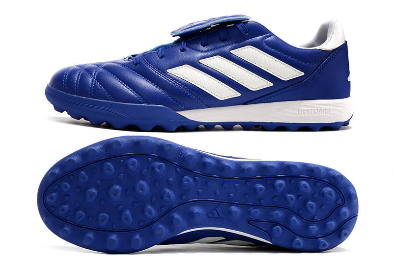 Tenha muito mais CONFORTO com a Chuteira Adidas Copa Gloro TF de Society, Adquira na Farda de Boleiro e Garanta qualidade com FRETE GRÁTIS!