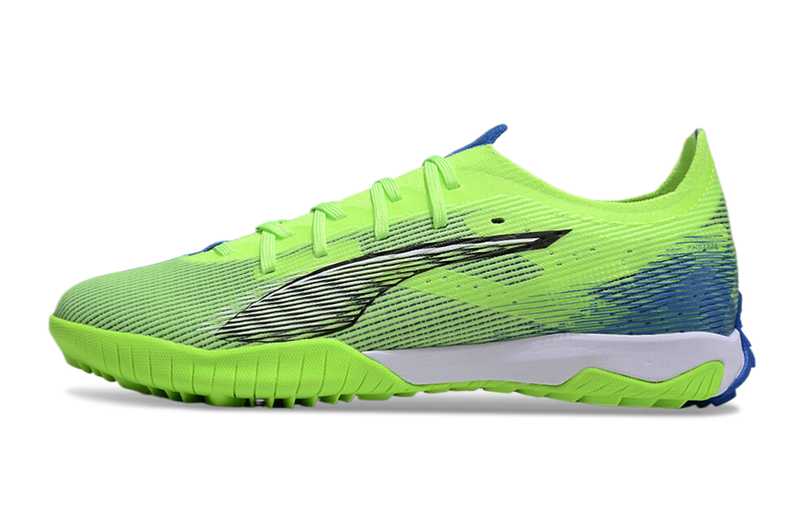 Chuteira Society Puma Ultra 5 Ultimate TF Verde e Azul "Lights Out Pack"